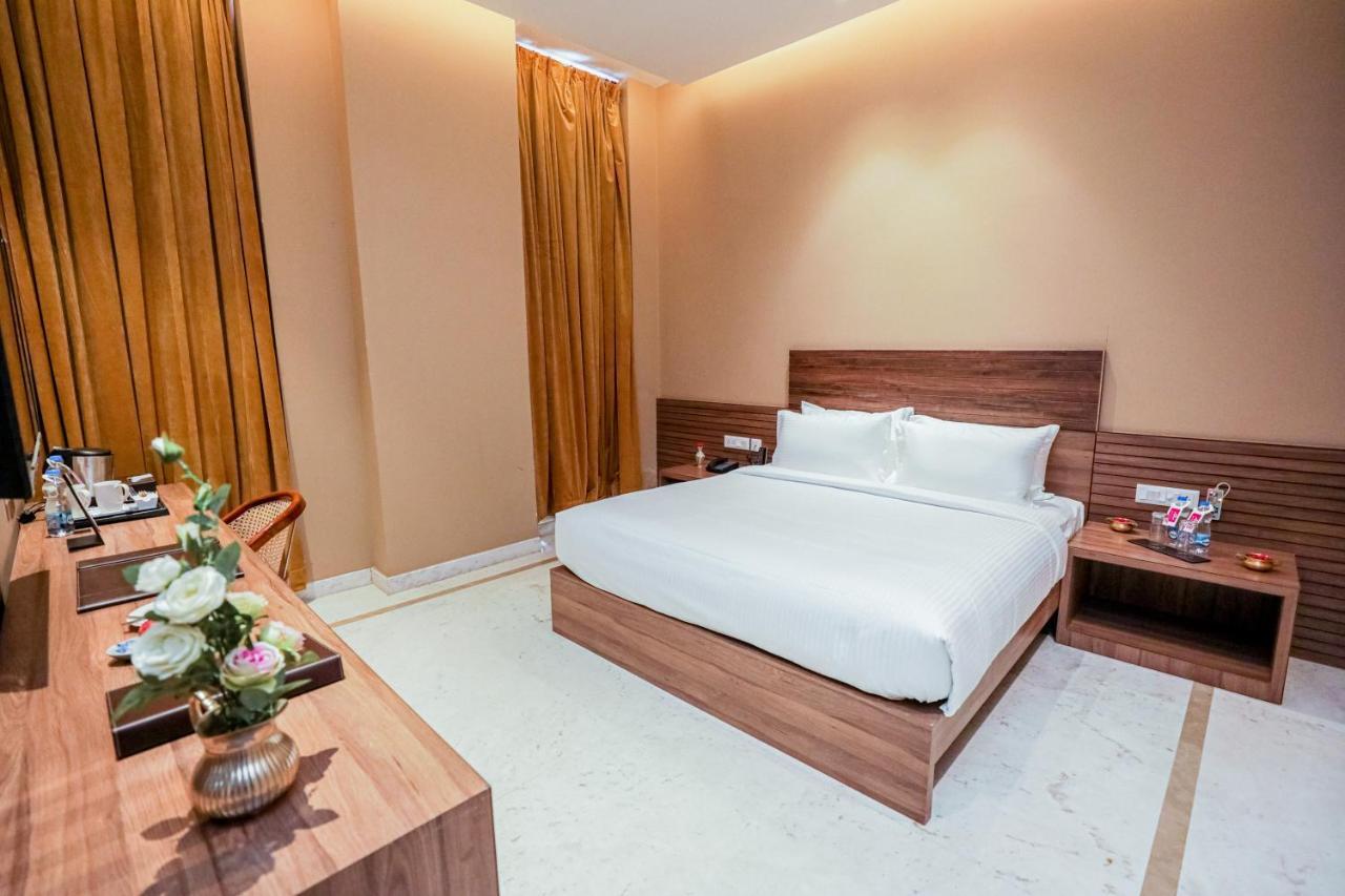 Gulab Kothi By Royal Orchid Hotels Limited فاراناسي المظهر الخارجي الصورة