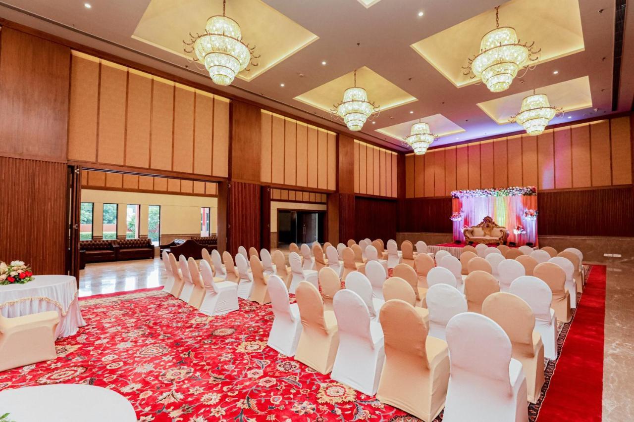 Gulab Kothi By Royal Orchid Hotels Limited فاراناسي المظهر الخارجي الصورة